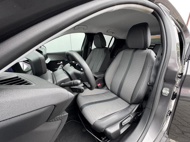 Peugeot 208 1.2 100pk Allure Led koplampen Lampen / ACC Cruise control/ Navigatie via Apple Carplay & Android Auto / Rondomzicht Camera / Stoelverwarming voor / Climate Control / Keyless Entry & Start