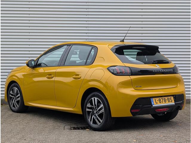 Peugeot 208 Allure 1.2 Turbo 100pk PANORAMADAK | STOELVERWARMING | DEALERONDERHOUDEN | NAVI | CAMERA