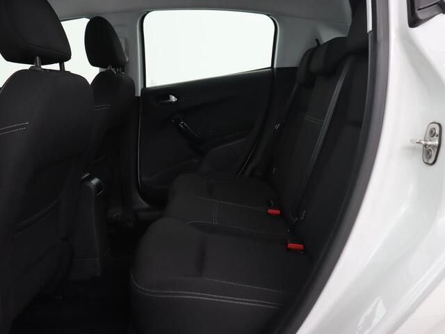 Peugeot 208 1.5 BleuHDi Allure | Trekhaak | Carplay | Navigatie | Climate control | Cruise control | Parkeerhulp | DAB | Bluetooth