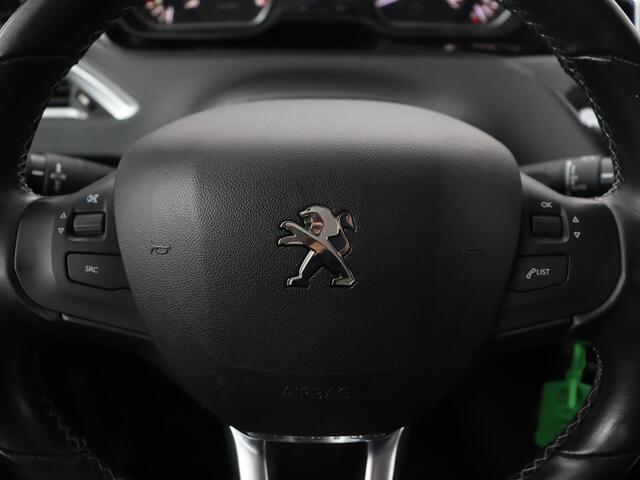 Peugeot 208 1.5 BleuHDi Allure | Trekhaak | Carplay | Navigatie | Climate control | Cruise control | Parkeerhulp | DAB | Bluetooth