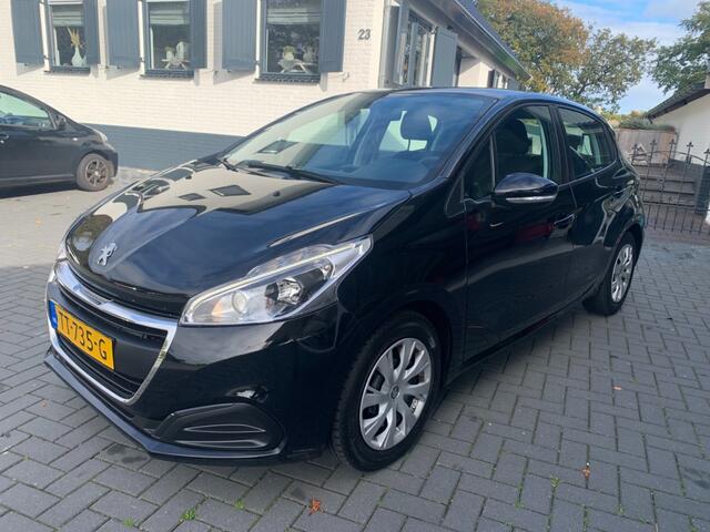 Peugeot 208 1.2 Puretech Active, Cruise control, Trekhaak, Airco, All-in prijs inclusief afleverbeurt