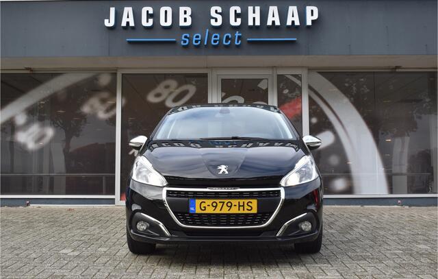 Peugeot 208 1.2 PureTech Signature / Carplay / Navi / Trekhaak / Airco / 17" LM / PDC