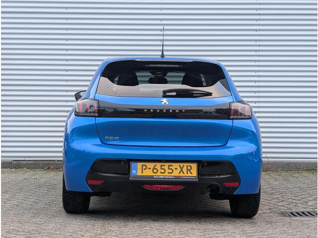 Peugeot 208 Allure Pack 1.2 Turbo 100pk EAT8 NAVI | CAMERA | CLIMA | ALL SEASON BANDEN | APPLE CARPLAY / ANDROID AUTO |