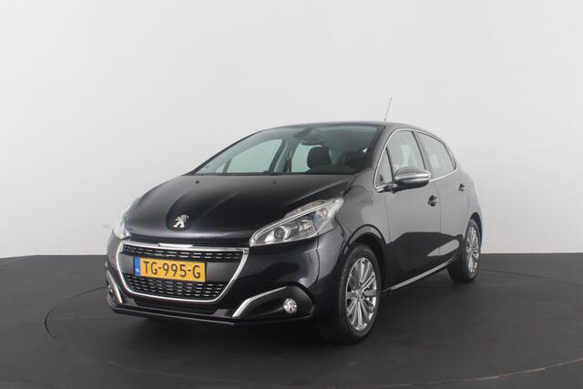 Peugeot 208 1.2 PureTech Blue Lease Executive > Cruise control/Navigatie/Parkeersensor a...