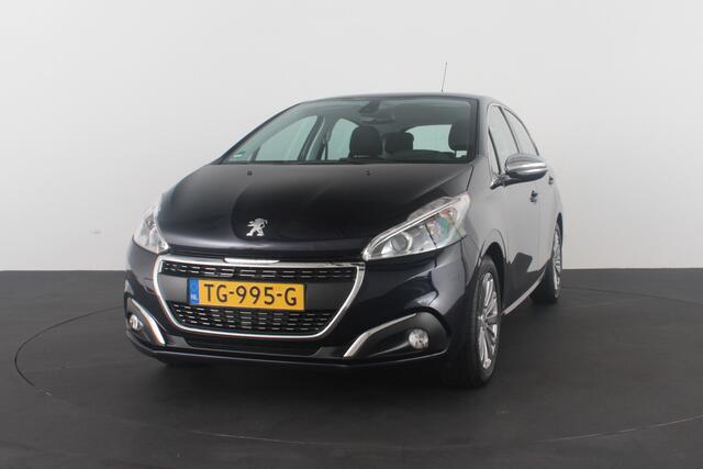 Peugeot 208 1.2 PureTech Blue Lease Executive > Cruise control/Navigatie/Parkeersensor a...