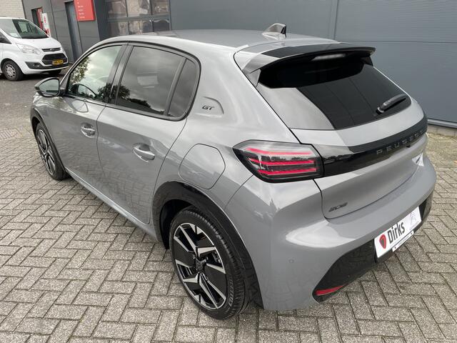 Peugeot 208 100pk GT (Camera - Keyless Entry - Parkeersensoren V+A - LED - i-cockpit - Automatische Airco - Navigatie - Apple Carplay)