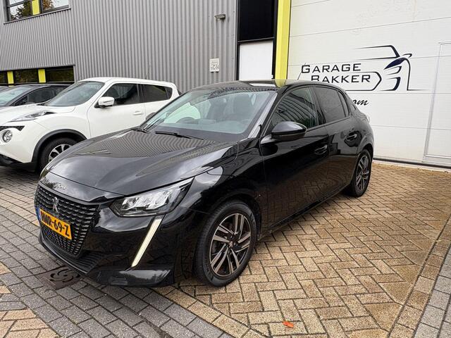 Peugeot 208 1.2 PureTech Allure Navi-Carplay Stoelverwarming Led 360-Camera 3D-Cockpit