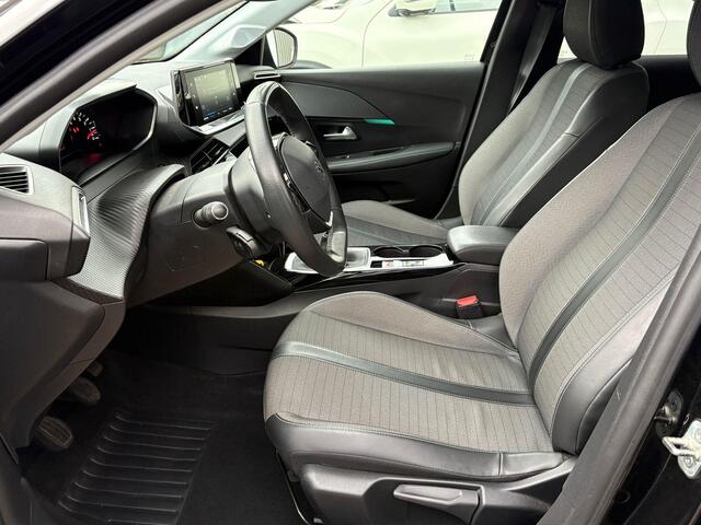 Peugeot 208 1.2 PureTech Allure Navi-Carplay Stoelverwarming Led 360-Camera 3D-Cockpit