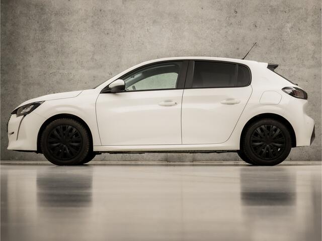 Peugeot 208 1.2 PureTech Sport (APPLE CARPLAY, GROOT NAVI, PARKEERSENSOREN, GETINT GLAS, SPORTSTOELEN, LANE ASSIST, NIEUWE APK, NIEUWSTAAT)