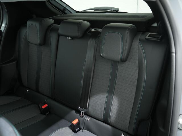 Peugeot 208 1.2 PURETECH 100PK ALLURE PACK | Navi | Camera | Clima | Cruise