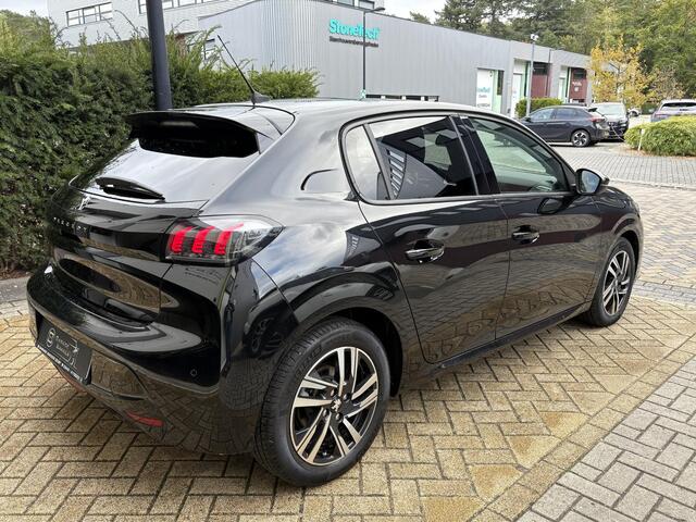 Peugeot 208 1.2 PureTech Allure Panoramadak, Cruise Adaptief, Camera, Stoelverwarming, LED