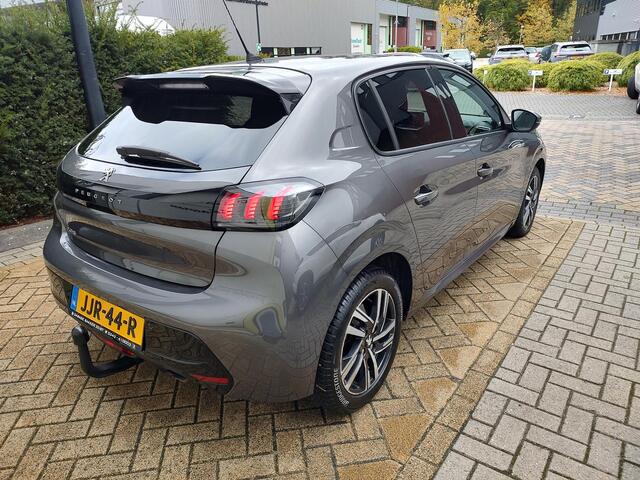 Peugeot 208 1.2 PureTech Allure Pack Automaat Trekhaak 360-Camera Navi-Carplay Nieuwe Distributie