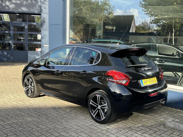 Peugeot 208 1.2 Turbo 110pk GT-line | Full Map Navigatie | 17 Inch lm Velgen | Apple Carplay | JBL Audio Systeem | DAB Radio | Achterklep Spoiler | Parkeersensoren Achter | Climate Control | Cruise Control |