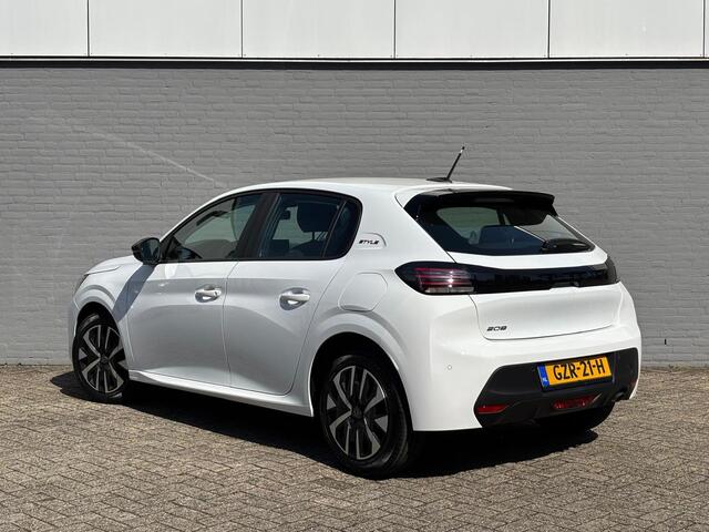 Peugeot 208 1.2 PureTech 75 Style | Navi | Apple Carplay | Parkeerhulp | A/C | Direct leverbaar