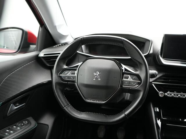 Peugeot 208 1.2 PureTech Allure Full options!!