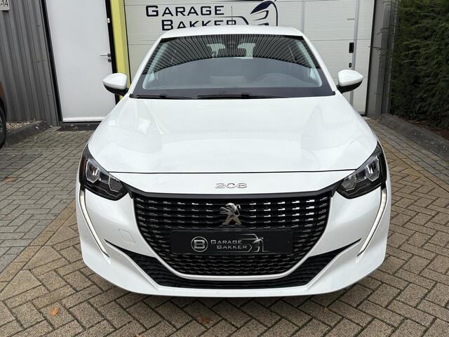 Peugeot 208 1.2 PureTech Style LED, Parkeersensoren, LM Velgen, Navigatie, Cruise Control