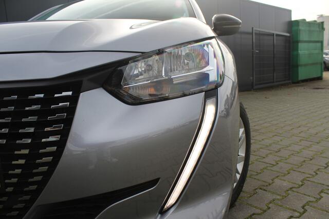 Peugeot 208 1.2 PureTech Active | Incl. 12 maanden garantie | Led dagrijverlichting | Bluetooth | Cruise control | Apple carplay/Android auto | Airco |