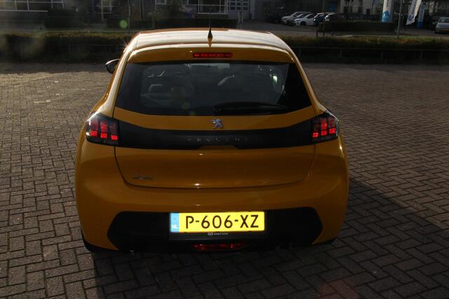 Peugeot 208 1.2 PureTech Like
