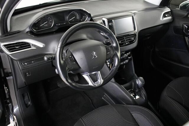 Peugeot 208 1.2 PureTech Allure Automaat | Apple/Android | Cruise | Camera