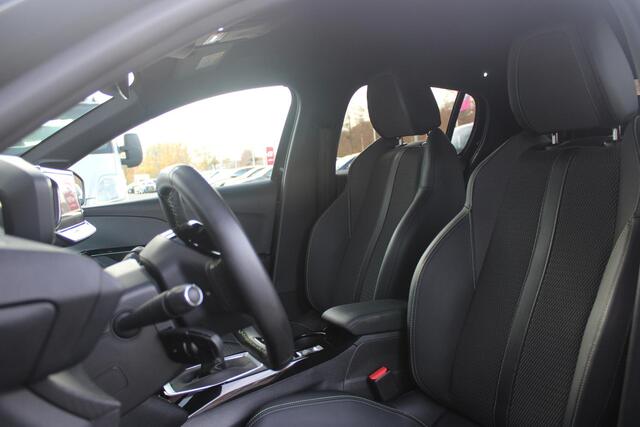 Peugeot 208 1.2 100PK GT | DRAADLOZE APPLE CARPLAY/ANDROID AUTO | 17" LICHTMETALEN VELGEN | DRAADLOZE TELEFOONLADER | ACHTERUITRIJ CAMERA | CRUISE CONTROL | FULL LED KOPLAMPEN | KEYLESS ENTRY/START | CLIMATE CONTROL | PARKEERSENSOREN VOOR EN ACHTER | GETINTE ACHETRRU