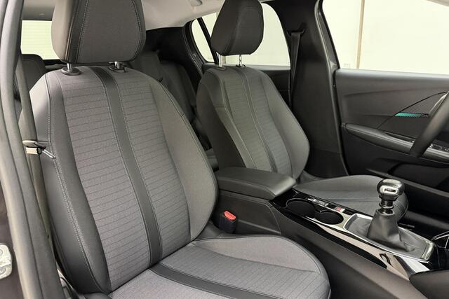 Peugeot 208 1.2 PureTech Allure 100 PK | Handgeschakeld | Parkeersensor | Getinte ramen | Airco | Mirror screen | Apple Carplay | Licht metalen velgen | Cruise Control | 1e eigenaar | Dealer onderhouden