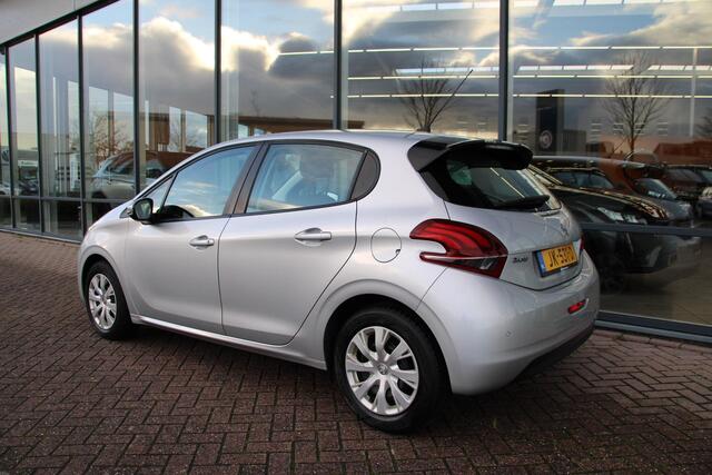 Peugeot 208 1.2 PureTech Blue Lion Airco Navi Carplay Cruise Dealer onderhouden