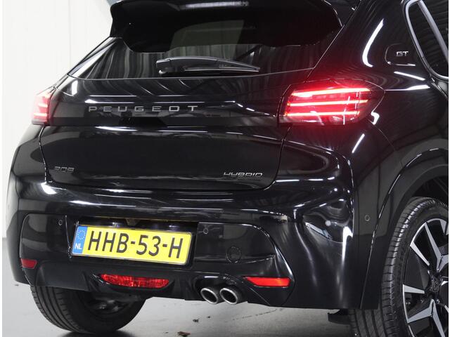 Peugeot 208 1.2 Hybrid 145PK e-DCS6 GT | 1ste eigenaar | AppleCarplay/Android Auto | 17"LMV | 360'Camera | AUTOMAAT | Keyless | Adaptive Cruise Control | Climate Control | Camera | FULL LED | Sfeerverlichting | Isofix | Privacy Glass |