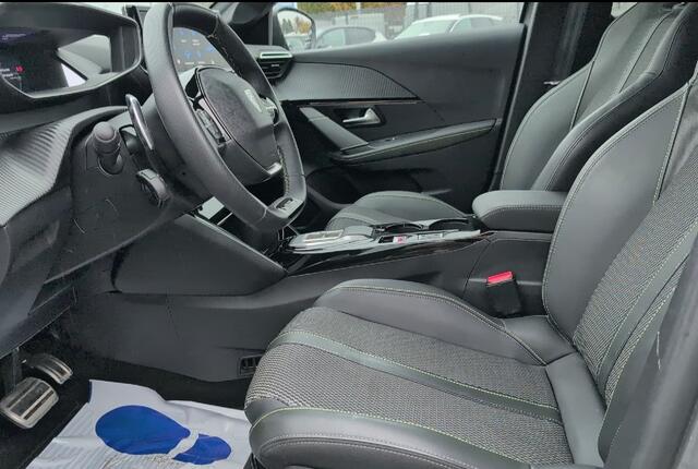 Peugeot 208 1.2 Hybrid 145 e-DCS6 GT Led/Stoel verwarming/Camera.