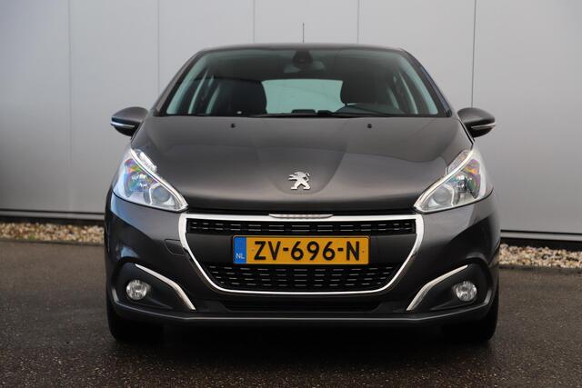Peugeot 208 1.5 BlueHDi Blue Lease Allure 101PK Trekhaak Navigatie Carplay Android 16 inch LMV Climate Cruise Control