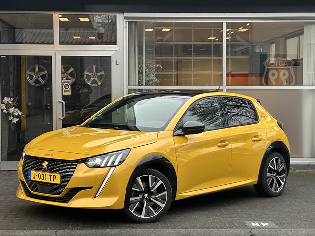 Peugeot 208 1.2 PureTech GT-Line CLIMA / CRUISE / PANO / 3D / CAMERA