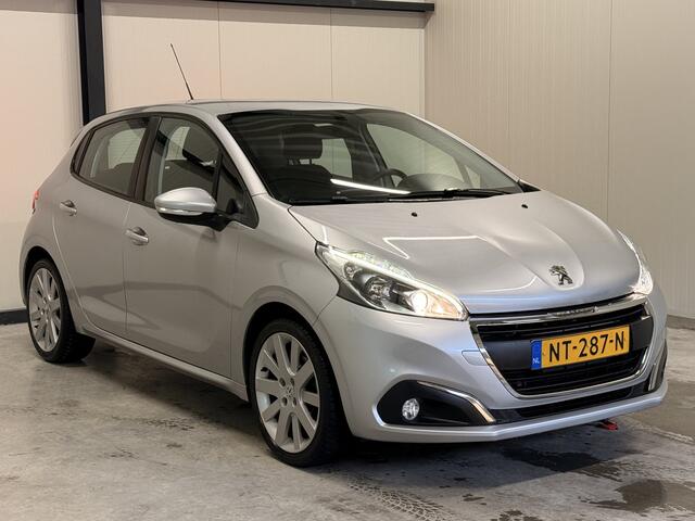 Peugeot 208 1.2 PureTech Blue Lion | Led | DAB | Airco | Cruise | Apple Carplay / Android Auto | Navigatie |