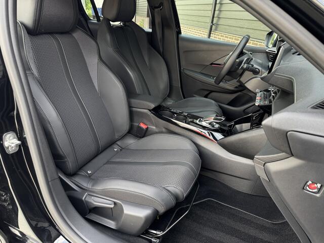 Peugeot 208 1.2 GT 130 pk BLACKFRIDAY DEAL, Panoramadak