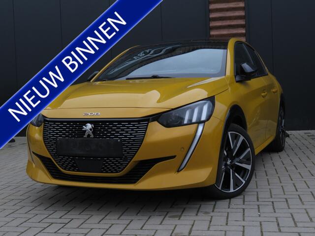 Peugeot 208 1.2 PureTech Automaat GT Pack Airco ACC Cr-Control CarPlay Panoramadak