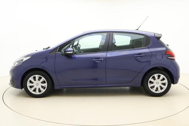 Peugeot 208 1.2 Blue Lion 82pk | Airco | Cruise Contol | Parkeersensoren Achter | DAB+ | Navigatie | Bluetooth | Armsteun