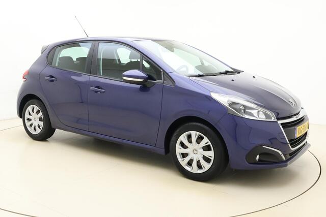 Peugeot 208 1.2 Blue Lion 82pk | Airco | Cruise Contol | Parkeersensoren Achter | DAB+ | Navigatie | Bluetooth | Armsteun