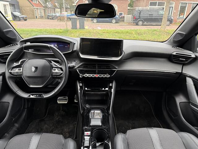 Peugeot 208 1.2 Hybrid 145 e-DCS6 GT | 18 Inch | Automaat | Achteruitrijcamera | Apple carplay | Voorstoelen verwarmd |