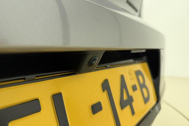 Peugeot 208 1.2 Hybrid 110 e-DCS6 Allure | Automaat | Camera voor en achter | Navigatie | Keyless entry en start | Adaptive cruise control | Led | Extra getint glas | Dodehoek detectie