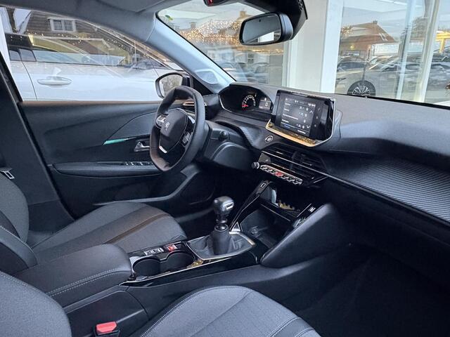 Peugeot 208 1.2 PureTech Allure Pack | Climate & Cruise Control | Stoelverwarming | Achteruit Rijd Camera| AppleCarplay/Android auto |