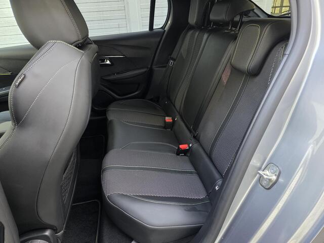 Peugeot 208 GT 1.2 Turbo 100pk H6 | ADAPTIVE CRUISE | 360° CAMERA | KEYLESS ENTRY | DODEHOEKBEW. | DRAADLOOS APPLE CARPLAY / ANDROID AUTO | CLIMA | ALL-SEASONBANDEN |