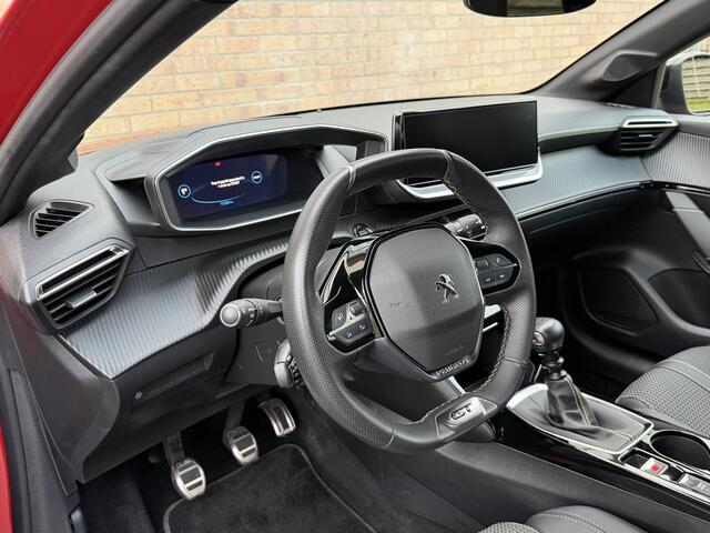 Peugeot 208 1.2 PureTech GT | LM | PDC | Camera |