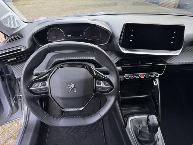 Peugeot 208 1.2 PureTech Active Airco Navi Carplay