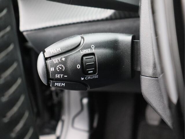 Peugeot 208 1.2 PureTech Allure/ lage km/ zeer mooi!