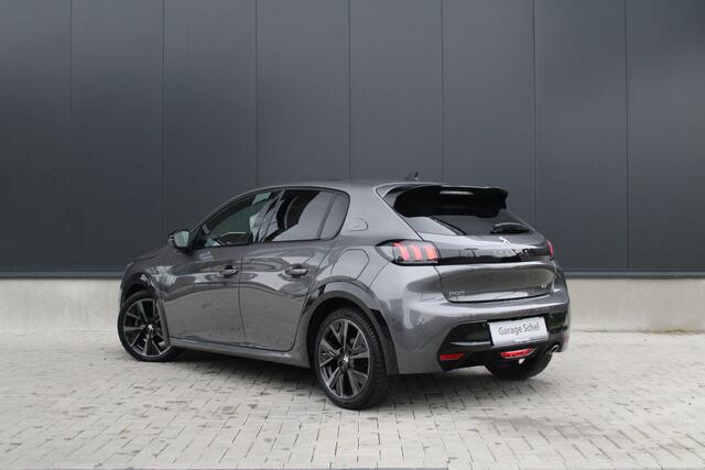 Peugeot 208 1.2 PureTech GT 100pk - Panorama - Navi - Camera - Stoelverwarming - Rijklaar