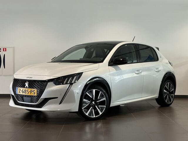 Peugeot 208 GT 1.2 Turbo 130pk EAT8 Peugeot 208 5-deurs GT 1.2 PureTech 130pk EAT8 AUTOMAAT | PARELMOER | PANODAK | NAVI | ADAPTIVE CRUISE | KEYLESS ENTRY | BLACK DIAMOND DAK | CAMERA | DAB+