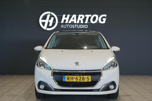 Peugeot 208 1.2 PureTech Allure + PANORAMA