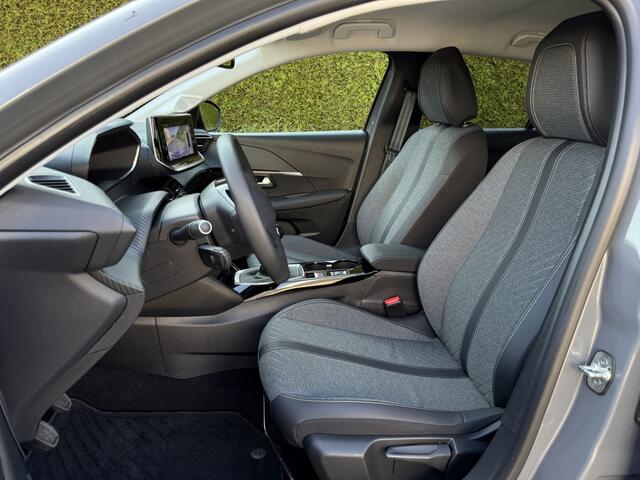 Peugeot 208 1.2 PureTech 100pk Allure Vision-Pack l ACC l BLIS l 360° CAMERA l ECC l LED l NAVI l 13.000km