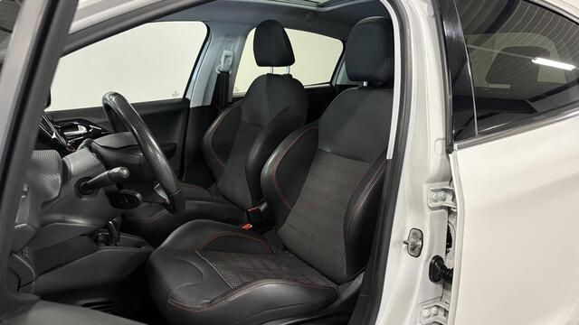 Peugeot 208 1.2 PureTech GT-line | Pano | JBL Sound | Carplay