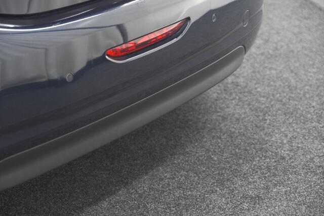 Peugeot 208 PureTech 82 Signature | Allseason banden | Navigatie | Parkeersensoren