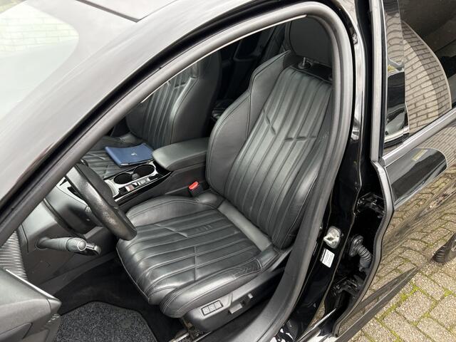 Peugeot 208 1.2 100pk Allure Pack Leder / Panodak