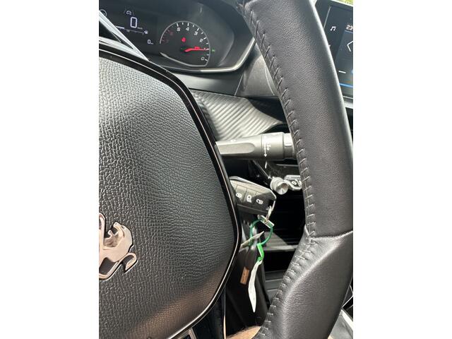 Peugeot 208 1.2 PureTech Active | CarPlay | Airco | Cruise